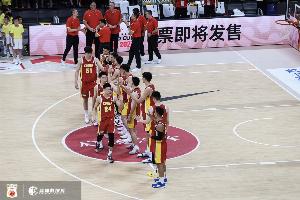 中国队上一次输给日本是24年亚预赛！当时主帅是乔尔杰维奇