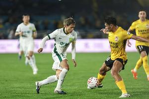 主场2-1力克海港后，青岛西海岸在中超联赛已经13轮不败
